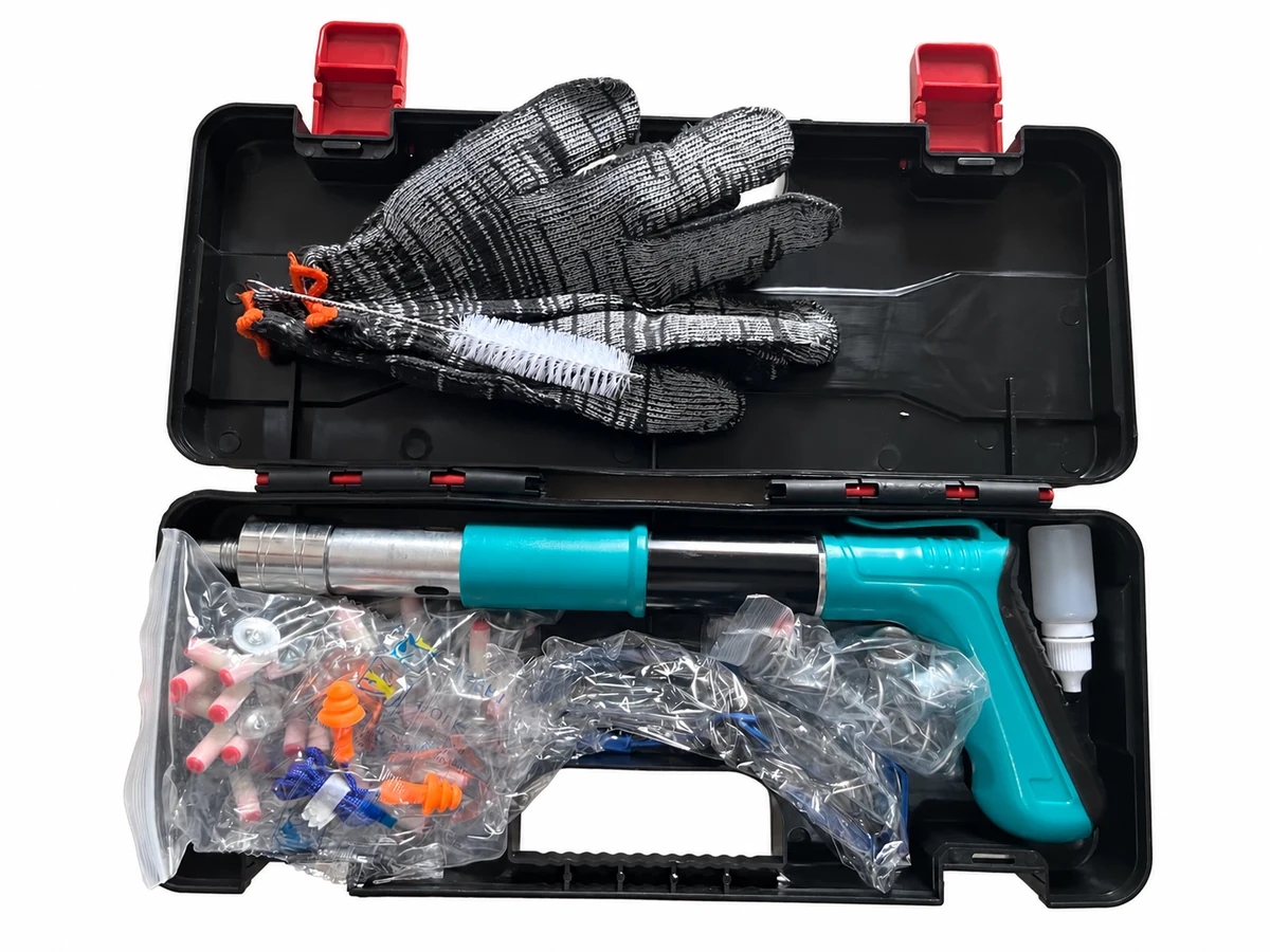 Nail gun kit with carrying case, 50 nails and accessories